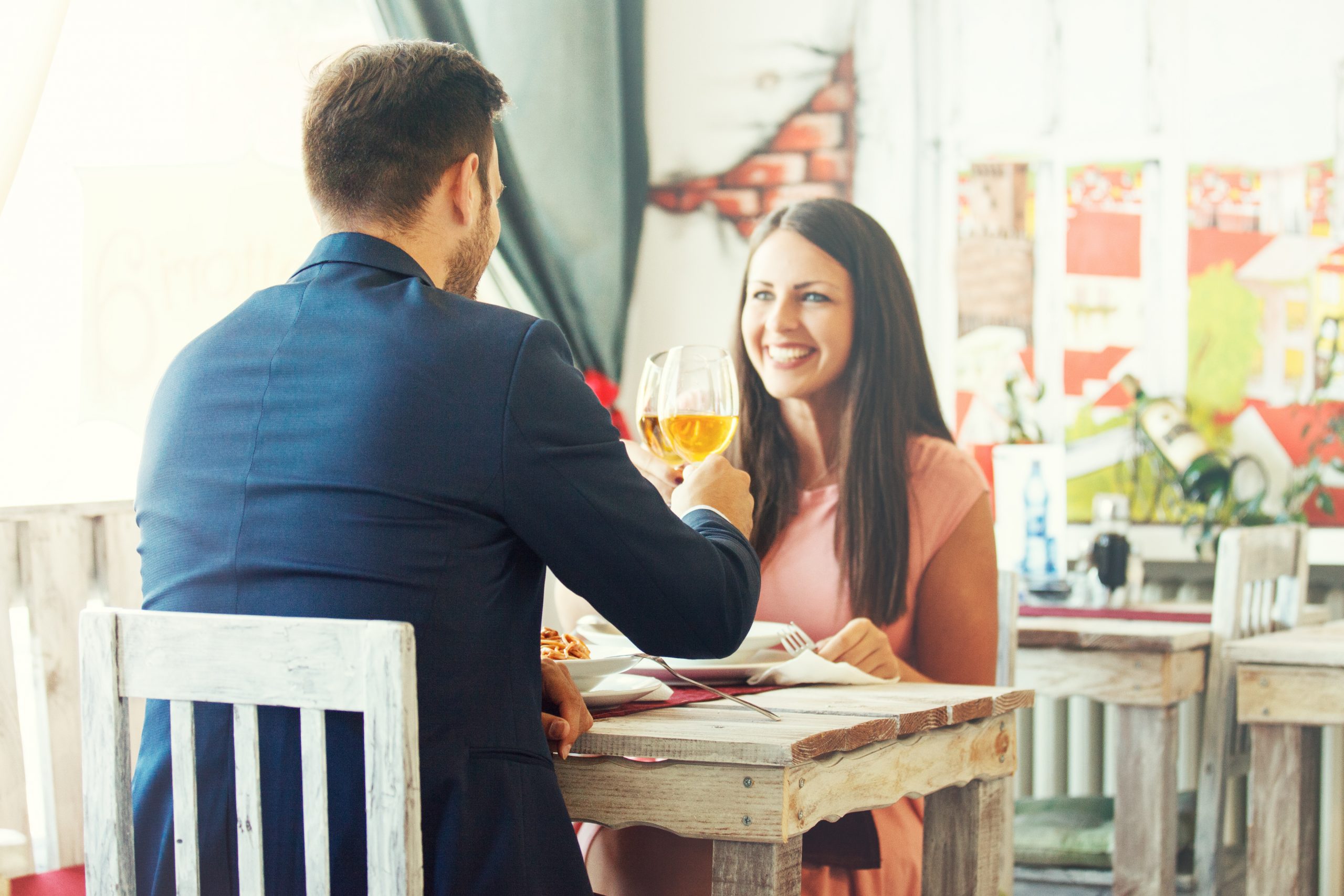 couple on a date at restaurant